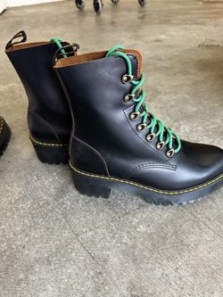 NEW! DR. MARTENS LEONA WOMEN'S VINTAGE SMOOTH LEATHER HEELED BOOTS