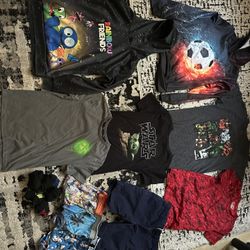 Size Medium 8 Bundle Boys Clothing Kids Shorts Shirts Hoodies Sweatshirts Socks Undies 