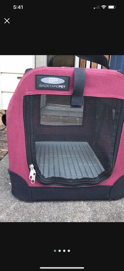 Backyard Pet Carrier