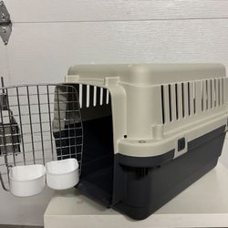 Small Pet Carrier for Dogs & Cats. Travel Pet Carrier