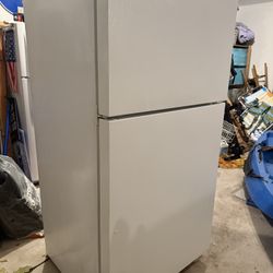 Ge Profile Fridge Model TBX25PA 24.7cu.ft