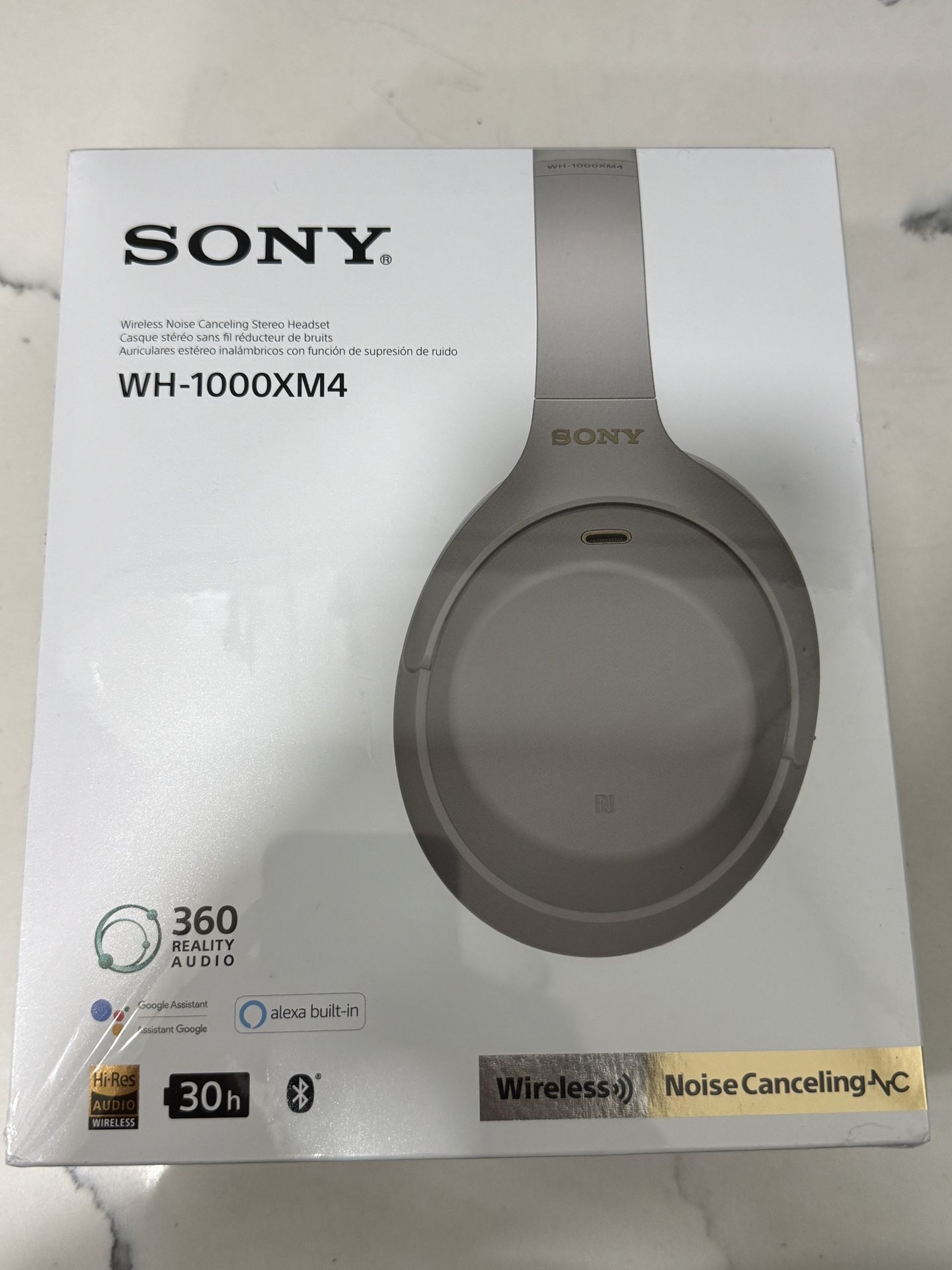 Sony WH-1000XM4 Silver Brand new
