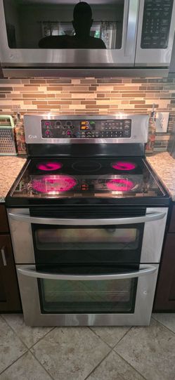 LG Electric Double Oven Range