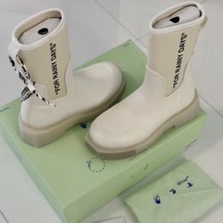 OFF-WHITE Boots