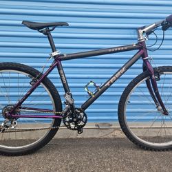 80's Gold 18 Inch Trek 8700 Carbon Not Composite  Hand Made In Wisconsin  