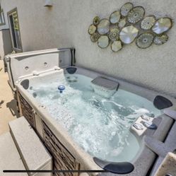 EcoSpa E4 Hard Cover Hot Tub 