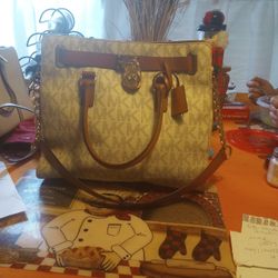 Michael Kors Hamilton Bag