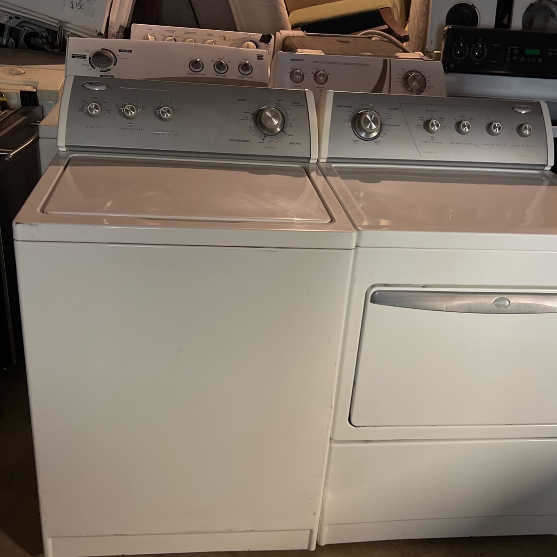 Washer and dryer whirlpool gold very good condition