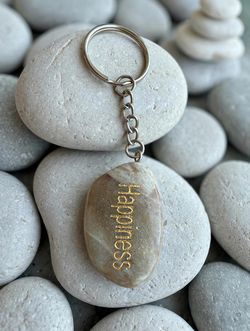 Happiness Stone Keychain Engraved Gold Letters Polished Pebble Inspirational New