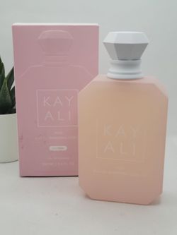 KAYALI 

YUM BOUJEE MARSHMALLOW | 81 Eau de Parfum Intense

3.4 fl