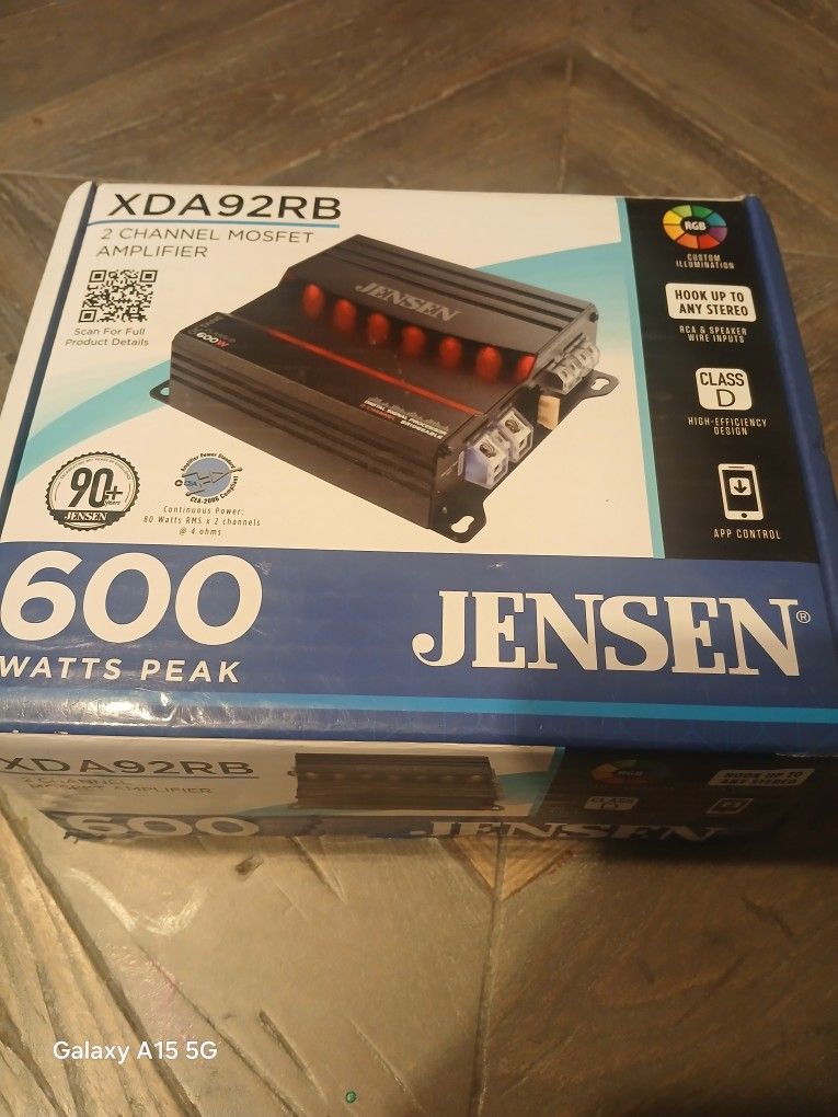 JENSEN XDA92RB Class D 2 Channel Bridgeable Amplifier with 80 Watts x 2 RMS, 600 Watts, New