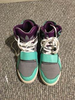 Adidas Originals Shoes size 10.5