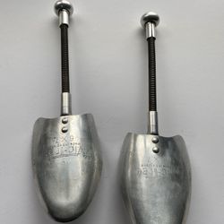 Vintage VIC-TREE Shoe Tree Aluminium 6 X 7 Made in England Stretchers Expanders