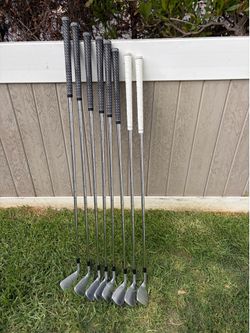 TaylorMade P790 Iron Set (4-PW) – Dynamic Gold S300 Stiff
