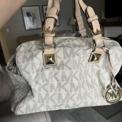 MK Purse