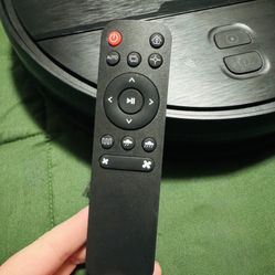 RobotVacuum and Mop Combo with APP/Voice/Remote Control, 2 in 1 Vacuuming & Mopping Robot, Schedule, Strong Suction, Tangle-Free, Slim & Quiet, for Ho