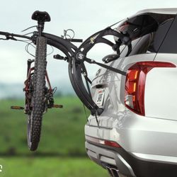 Bike Rack Saris 2-bike trunk mount bicycle carrier rack. 