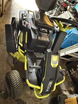 Ryobi RY48112 48V 38-inch 75 Ah Cordless Riding Lawn Mower
