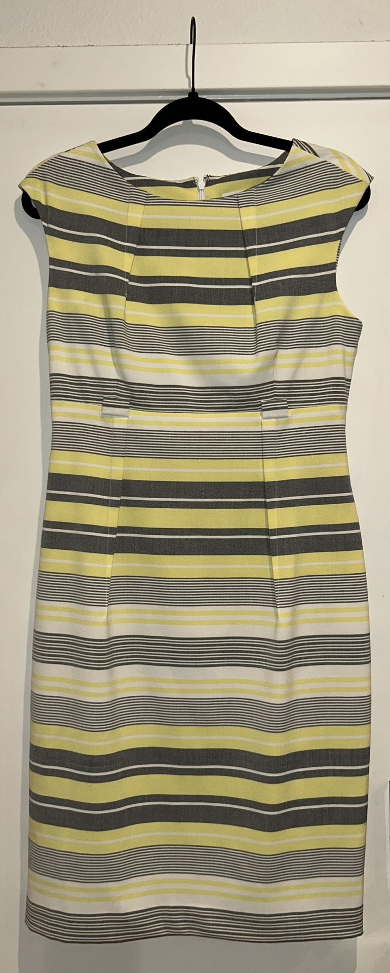 Calvin Klein Yellow & Gray Striped Dress Women’s Size 8 Sheath Cap Sleeve New W/O Tags