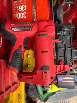 Milwaukee Pin Nailer 23ga