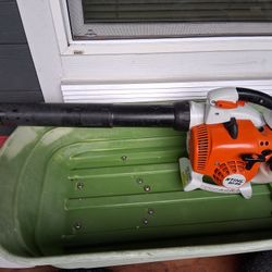 Leaf Blower
