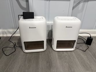 Breezome Dehumidifiers – Lot of 2