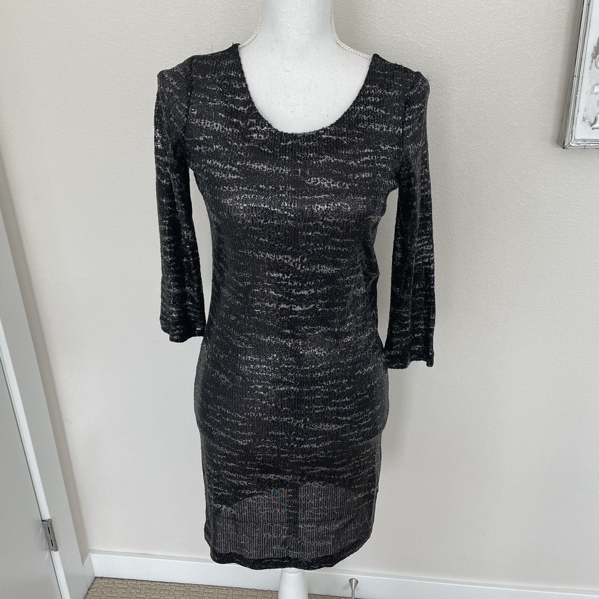 Petticoat Alley Long Sleeve Black & Silver Sequin Dress, S
