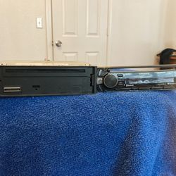 Car Stereo    With Remote 