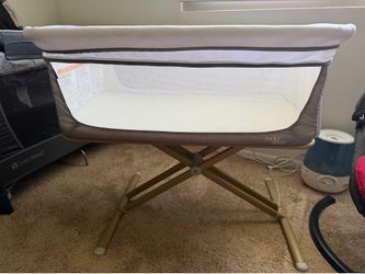Evolur Orabelle Bassinet