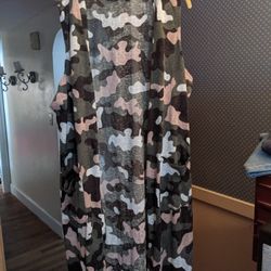 Excellent Used Camo Long Cardigan
