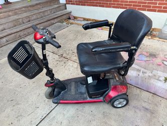 Go Go mobility scooter