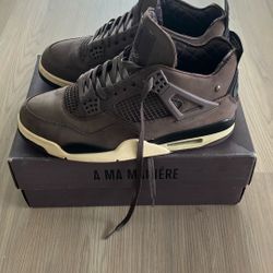 Air Jordan 4 Retro Size 12