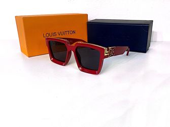 New LAV Square Red Gold