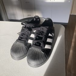 Adidas Shoes Barely Used 