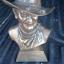 Vintage John Wayne Collectors Statue
