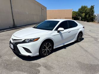 Toyota Camery SE