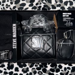 Steve Madden Set 