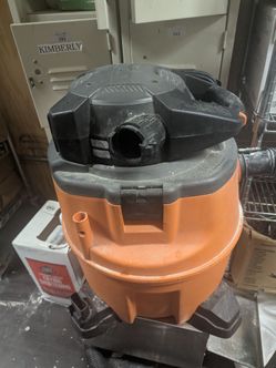 Ridgid 16 Gallon Wet/Dry Shop Vac with Detachable Blower