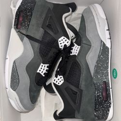 Air Jordan 4 Retro