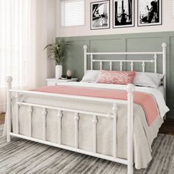 Metal Platform Bed Frame with Victorian Headboard and Footboar