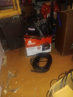 Compact Pressure Washer