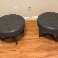 2 Small Chairs
