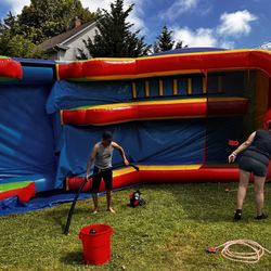 Bounce House And Waterside 