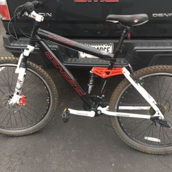 Genesis V200 Mountain Bike for Sale in Blacklick OH OfferUp
