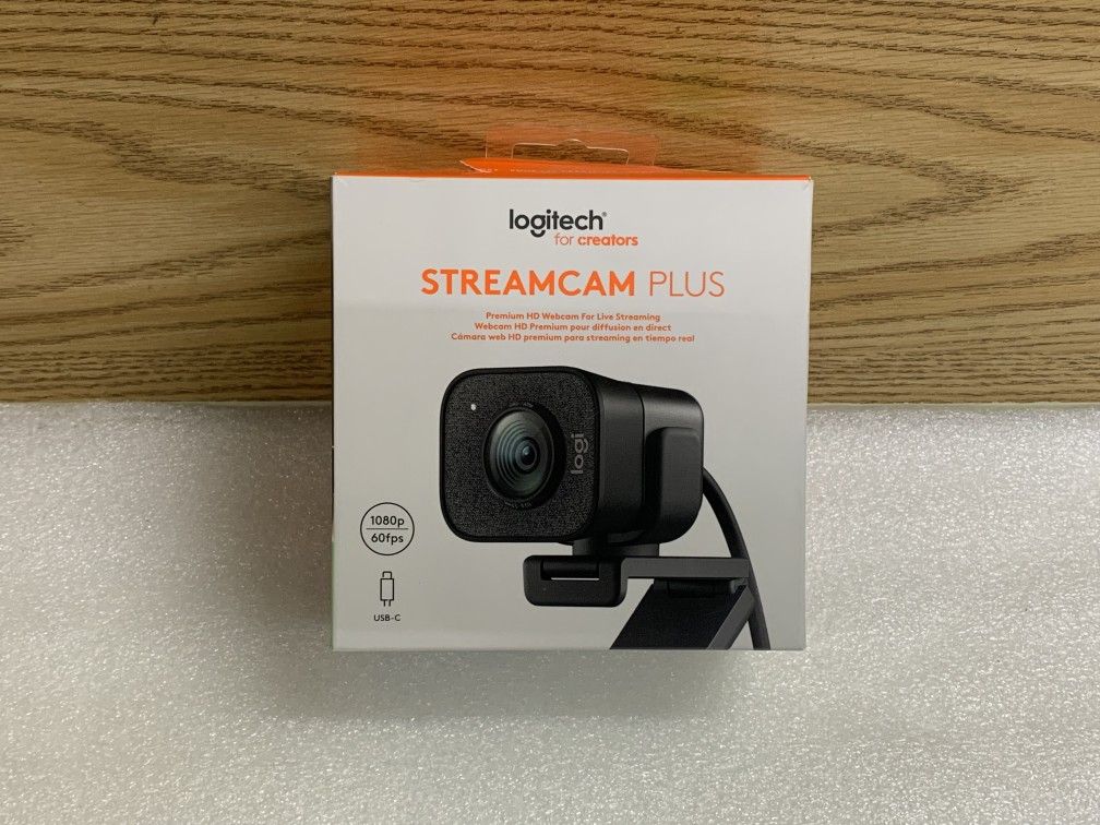 Logitech Streamcam Plus With Tripod-graphite