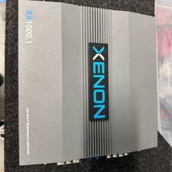 Xenon 1000 watt mono and 9 Farad Capicitor