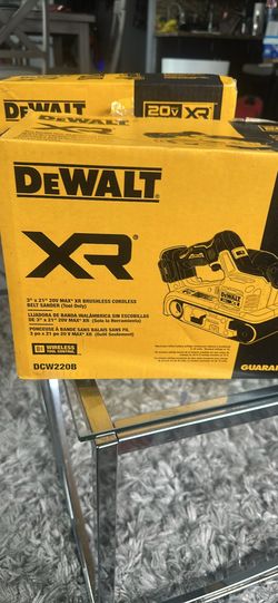 DeWalt 20 V XR brushless cordless belt sander