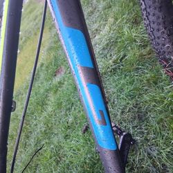 GT Aggressor Pro Mountain Bike 27.5