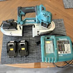 Makita Xbp04 18 V Band Saw