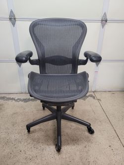Herman Miller Aeron Size B Computer Desk Ergonomic Task Office Chair, Lumbar Pad